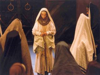 Semejanza entre la virgen María (P) y el status de la Señora Fátima.jpg